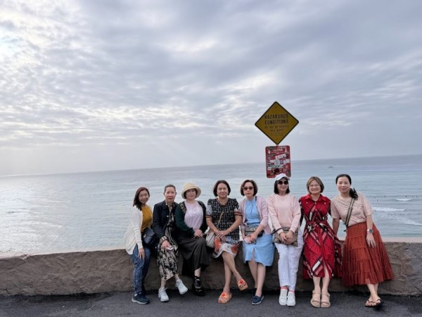 HAWAII VIET TOURS & TRANSPORTATION